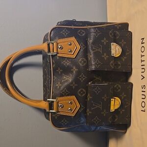 Louis Vuitton Manhattan M40026 PM Satchel
